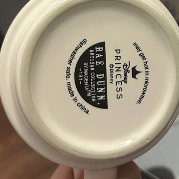 Brand New Disney Princess Rae Dunn Mugs , set of 4 - Picture 4 of 4